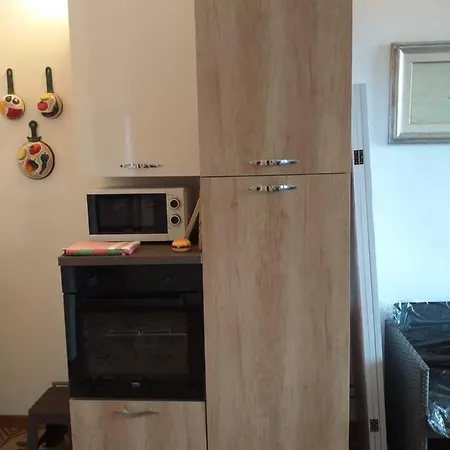 Apartman La Casa Del Pittore Ezio House *